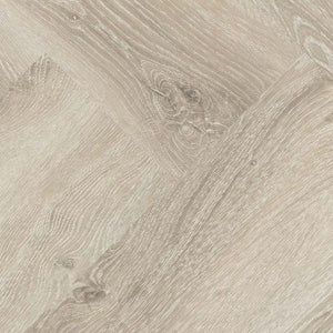 licht beige eiken vloer met natuurlijke houtstructuur en zichtbare noesten in een visgraat patroon