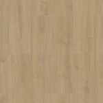 licht beige eiken vloer met brede planken en subtiele houtstructuur, natuurlijke nerfdetails zichtbaar