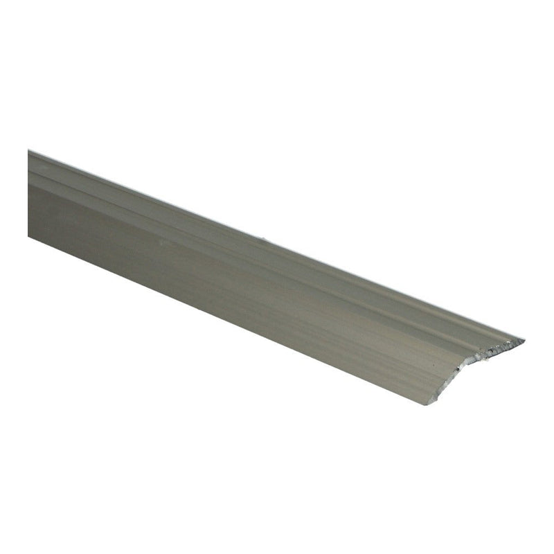 Overgangsprofiel aluminium in zilvergrijs met een matte finish en een licht gegroefde structuur, geschikt voor vloerhoogteverschillen.