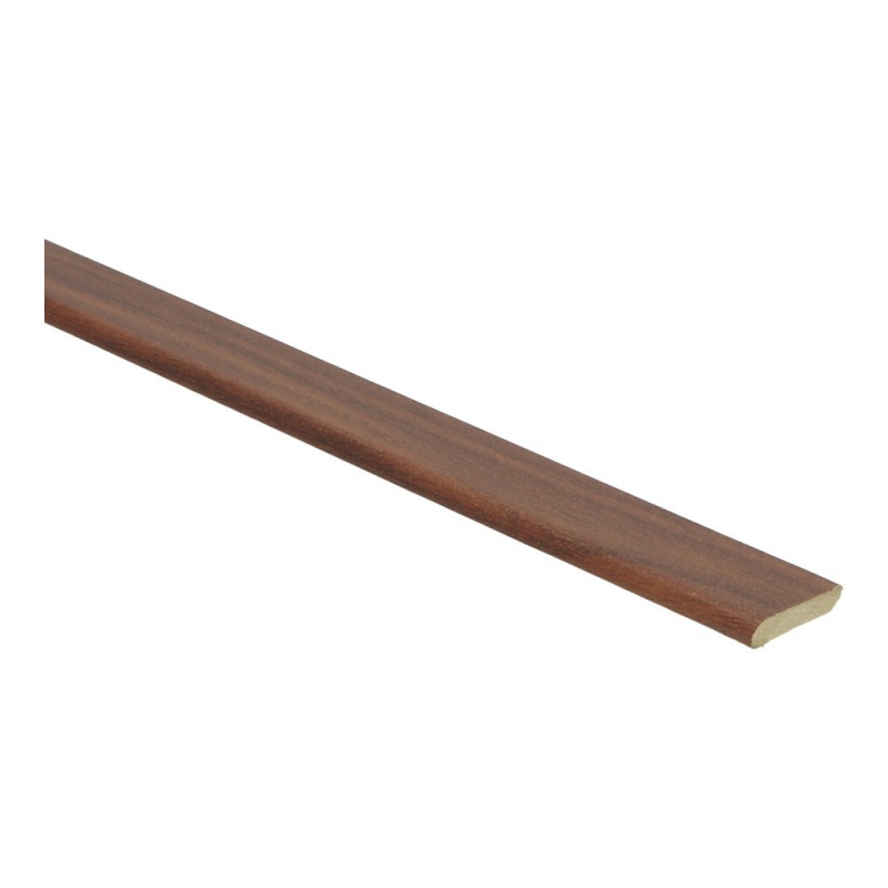 sierstrip van dunne balk met afgeronde rand in warm bruin eiken kleur met fijne houtstructuur
