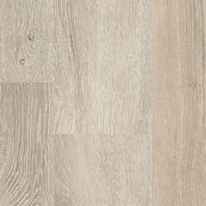 licht beige eiken vloer met zichtbare houtnerfstructuur en kleine knoesten in brede planken met matte afwerking