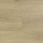 licht beige eiken vloer met naturalistische houtstructuur en brede planken zonder opvallend patroon