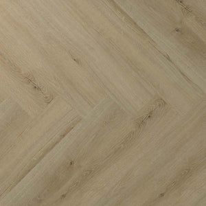 licht beige eiken visgraatvloer met subtiele houtstructuur en natuurlijke noesten in brede planken
