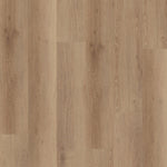 licht beige eiken vloer met lange planken en subtiele houtnerf structuur in een natuurlijk mat oppervlak