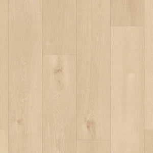 Lichte beige eiken vloer met brede planken en subtiele houtstructuur inclusief natuurlijke noesten en nerven.