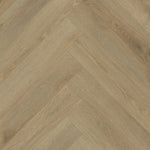 licht beige eiken visgraatvloer met subtiele houtstructuur en matte afwerking