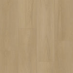 licht beige eiken vloer met brede planken en fijn houtnerfpatroon, gesloten voegstructuur zichtbaar