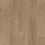 licht beige eiken vloer met natuurlijke houtstructuur en zichtbare noesten, brede planken zonder patroon