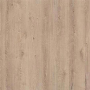 licht beige eiken vloer met rechte planken en subtiele houtnerfstructuur