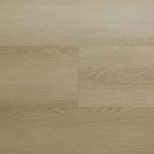 licht eiken vloer met subtiele houtnerfstructuur en brede planken in een naturel beige kleurtoon