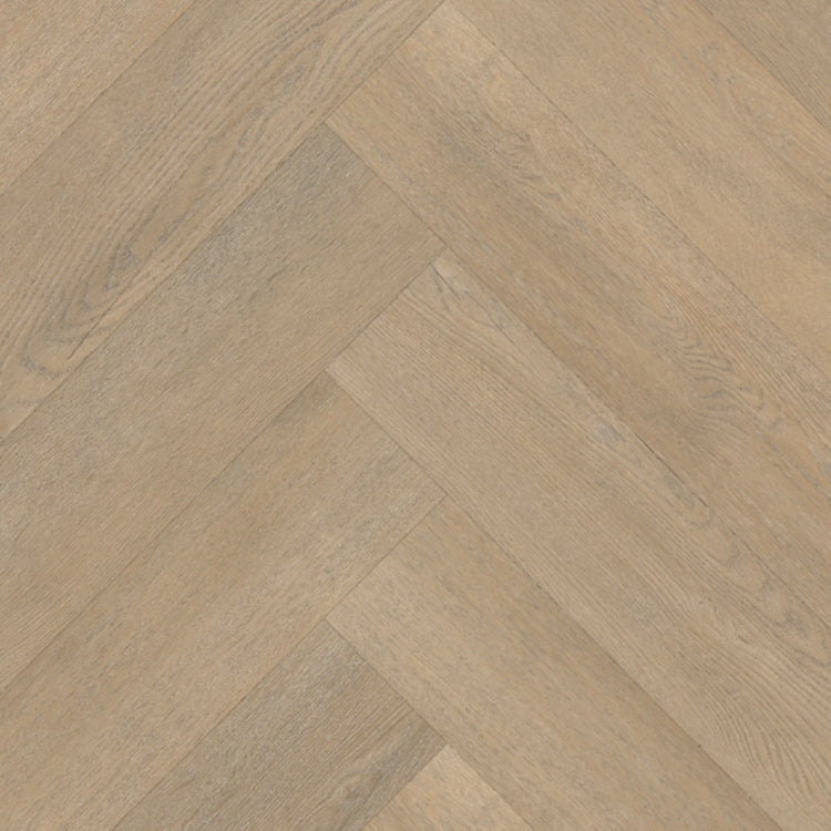 licht beige eiken visgraatvloer met subtiele houtstructuur en brede planken