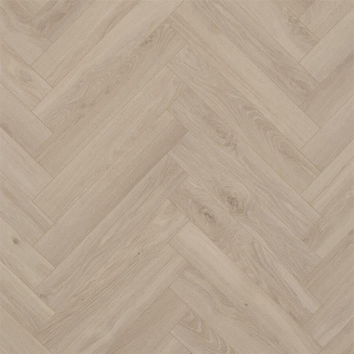 lichte beige eiken visgraatvloer met een fijn natuurlijke houtstructuur en subtiele noesten