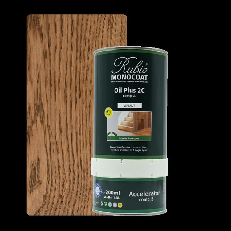 blik Rubio Monocoat olie plus 2C walnoot met houtstaal in warme bruin eiken structuur met zichtbare nerf en donkere lijnen