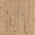 licht beige eiken vloer met matte afwerking, natuurlijke houtstructuur en zichtbare noesten in een recht gelegd patroon