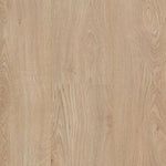 lichte beige eiken vloer met natuurlijke houtstructuur en subtiele nerfdetails
