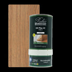 blik met olielaag bescherming Rubio Monocoat Oil Plus 2C Aqua en kleurstaal licht bruin eiken met fijne houtnerf structuur