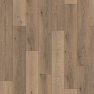 lichte eiken vloer met rechte planken, natuurlijke houtstructuur en diverse beige en lichtgrijze tinten met zichtbare noesten en nerfpatroon