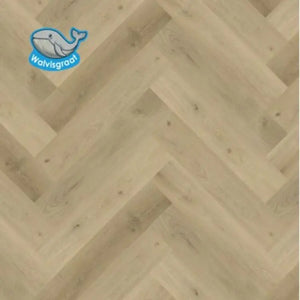 licht beige eiken vloer in visgraatpatroon met subtiele houtnerven en knoesten