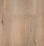 licht beige eiken vloer met natuurlijke houtstructuur en zichtbare noesten in brede planken