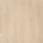 licht beige eiken vloer met brede planken en subtiele houtstructuur in matte afwerking