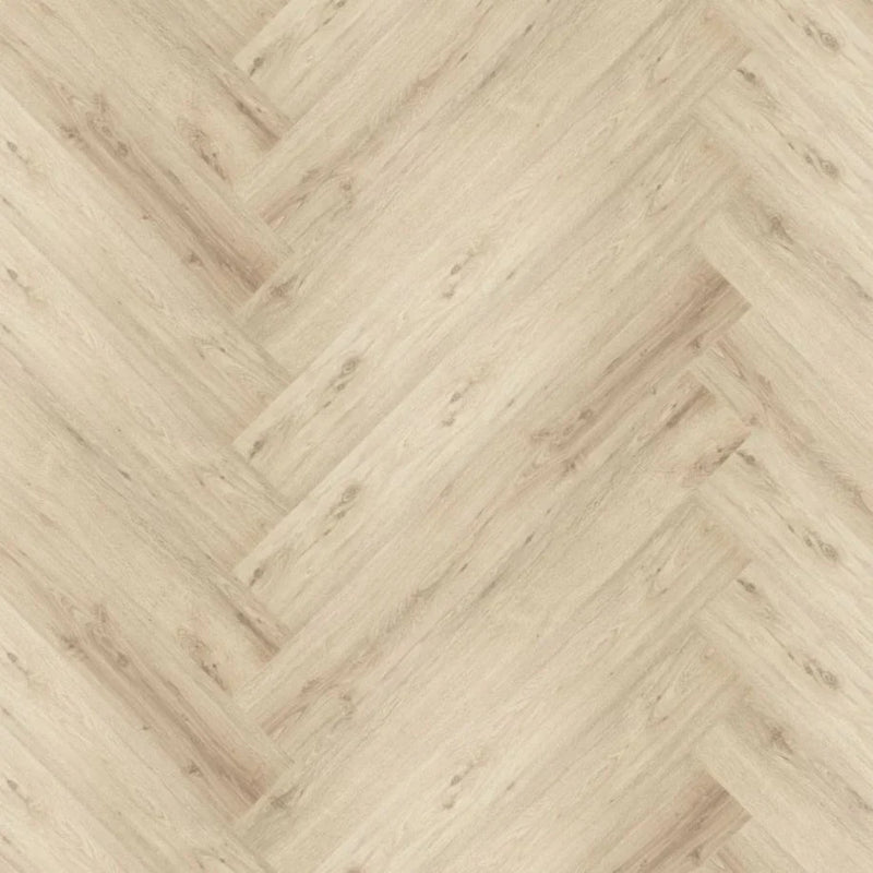 lichte beige eiken vloer in visgraatpatroon met subtiele houtstructuur en fijne noesten