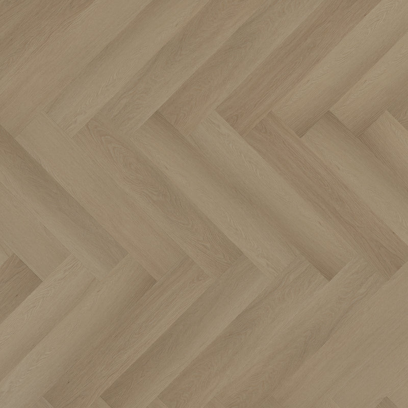 licht beige eiken vloer met visgraat patroon en subtiele houtnerfstructuur