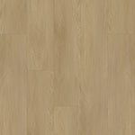 licht beige eiken vloer met brede planken en subtiele houtstructuur in langwerpig patroon