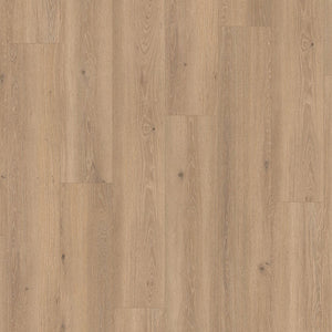 licht beige eiken vloer met rechte brede planken en een subtiele houtnerfstructuur met hier en daar kleine noesten